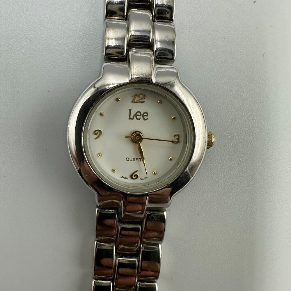 3/$30 Lee Watch Women Silver Tone White Dial 22MM Round Face New Battery 7.5"